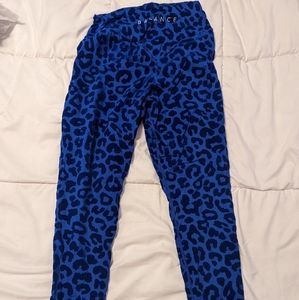 Medium blue cheetah print Balance Leggings